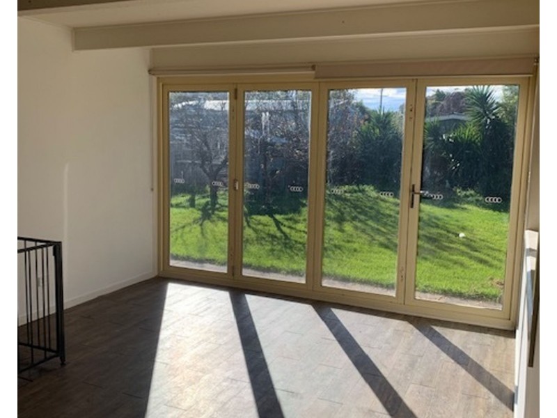 1 Little Street, Stratford VIC 3862