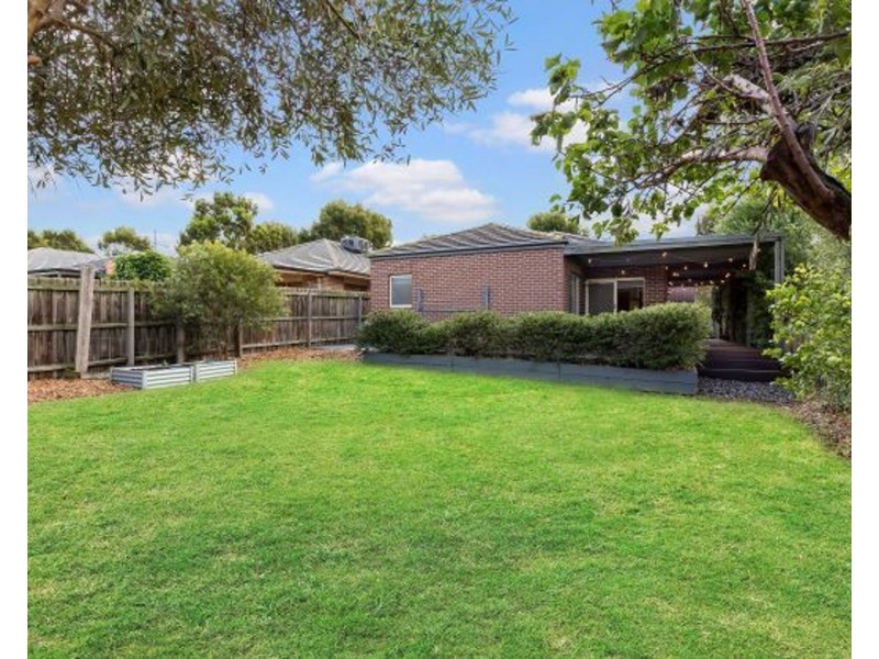 17 Rockfield Street, Epping VIC 3076