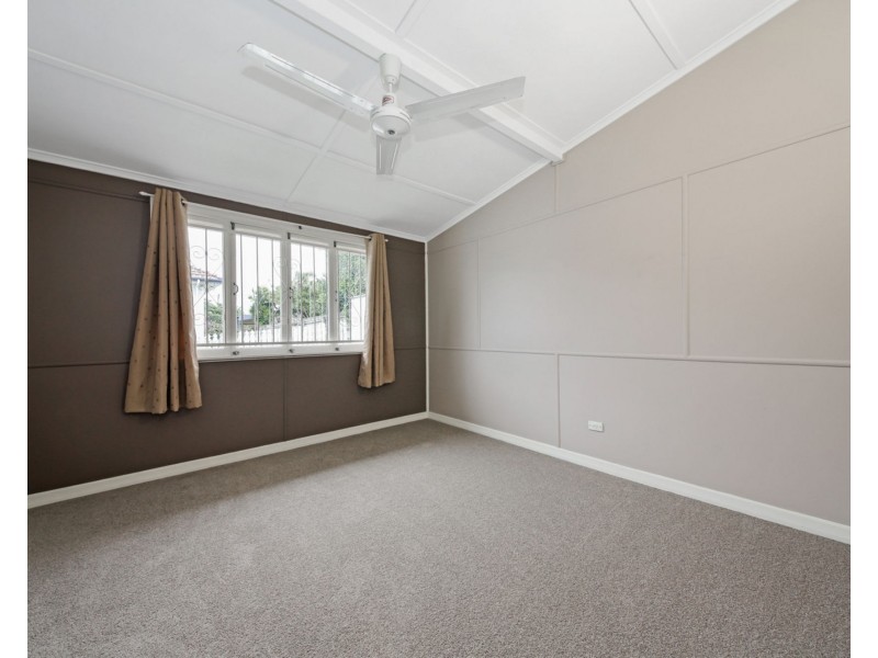 6 Kilburn Street, Chermside QLD 4032