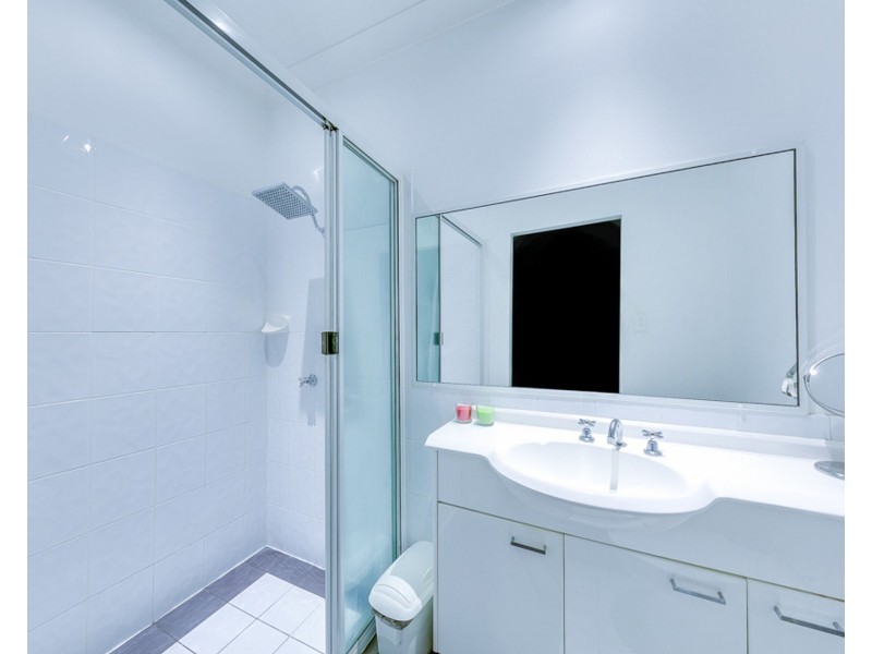 13/654 Kingsford Smith Drive, Hamilton QLD 4007