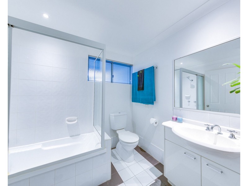 13/654 Kingsford Smith Drive, Hamilton QLD 4007