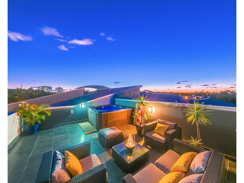 13/654 Kingsford Smith Drive, Hamilton QLD 4007