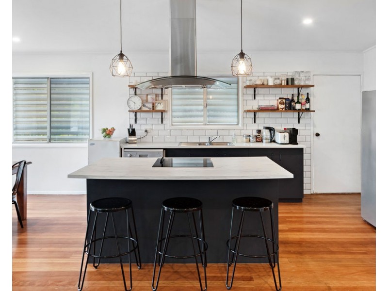 30 Plateau Parade, Bray Park QLD 4500