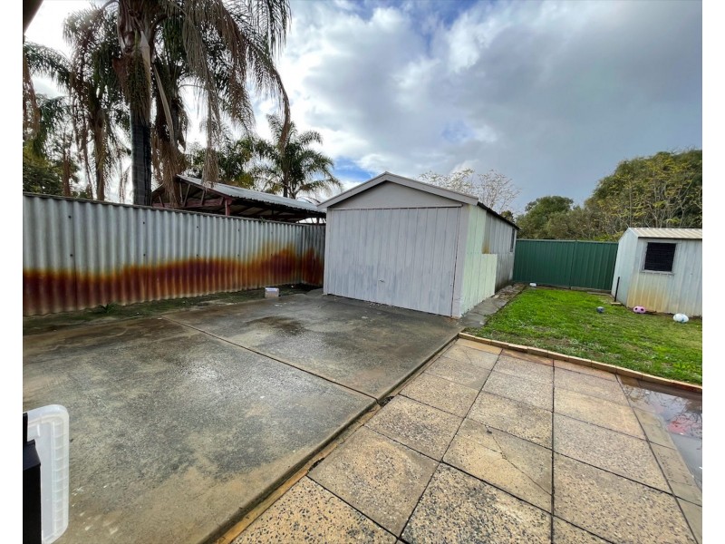 455 knutsford avenue, Kewdale WA 6105