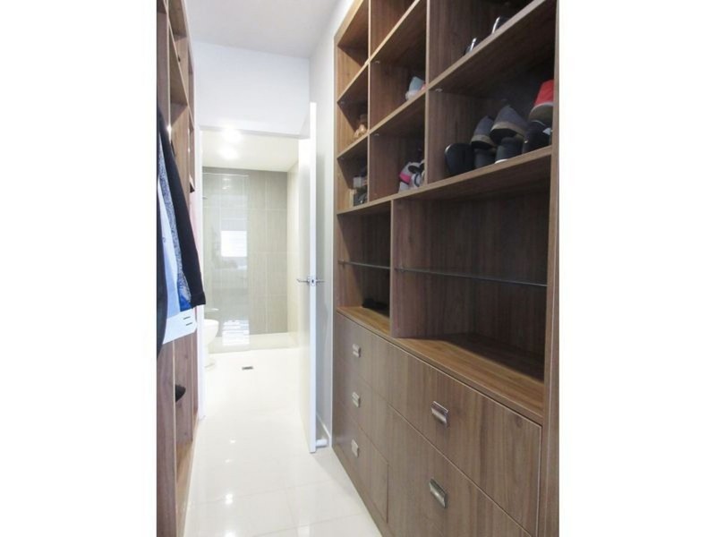 2305/31 Bourton Road, Merrimac QLD 4226