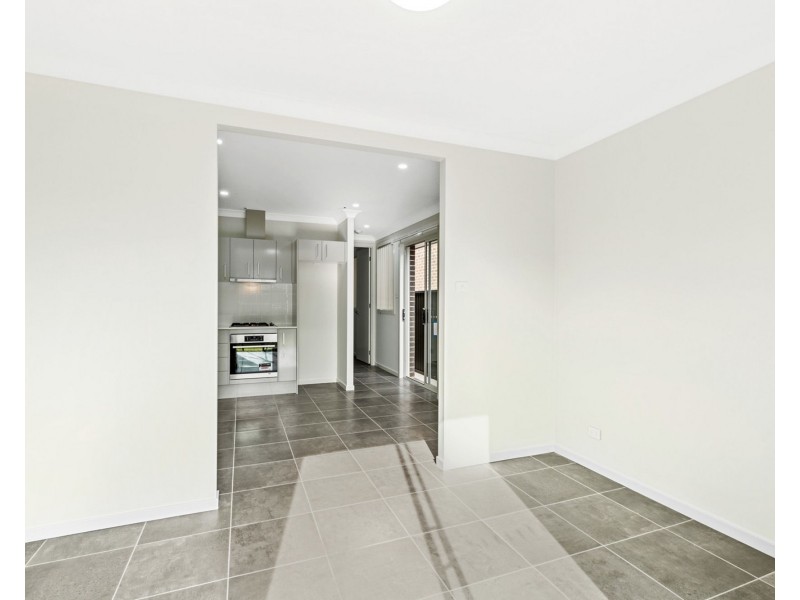 215a Dalmatia Avenue, Edmondson Park NSW 2174