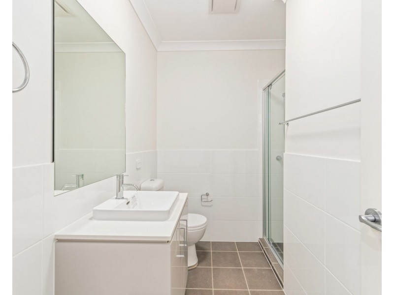 215a Dalmatia Avenue, Edmondson Park NSW 2174