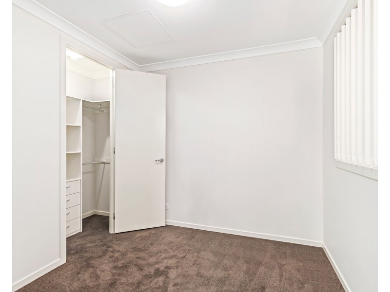 215a Dalmatia Avenue, Edmondson Park NSW 2174