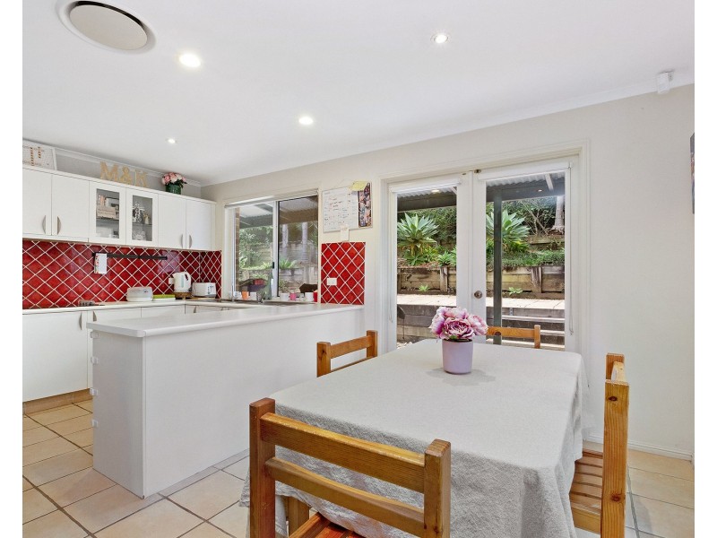 39 Yathong Court, Arana Hills QLD 4054