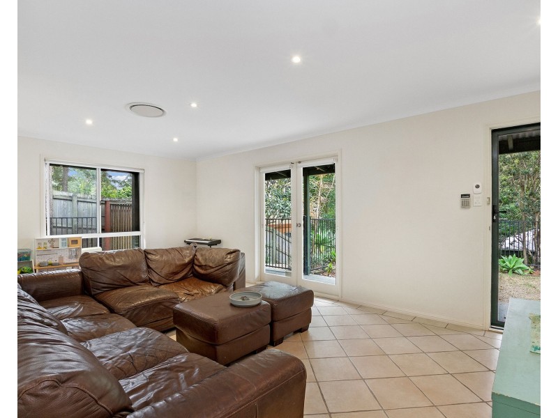 39 Yathong Court, Arana Hills QLD 4054