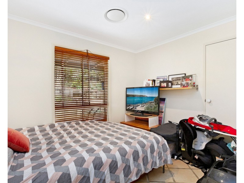 39 Yathong Court, Arana Hills QLD 4054