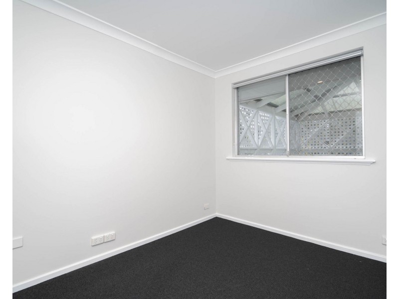 8 Hera Close, Cooloongup WA 6168