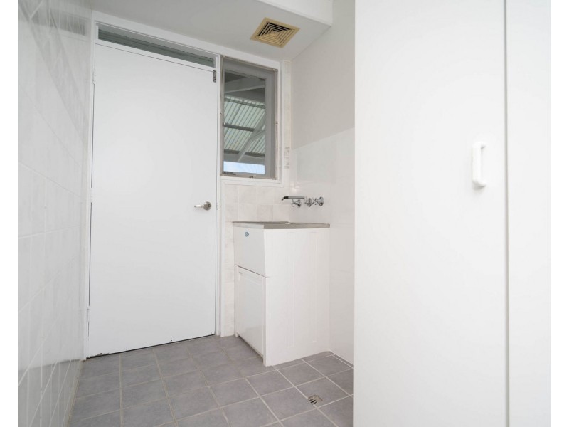 8 Hera Close, Cooloongup WA 6168