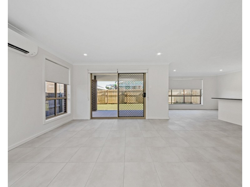 27 Polo Street, Logan Reserve QLD 4133