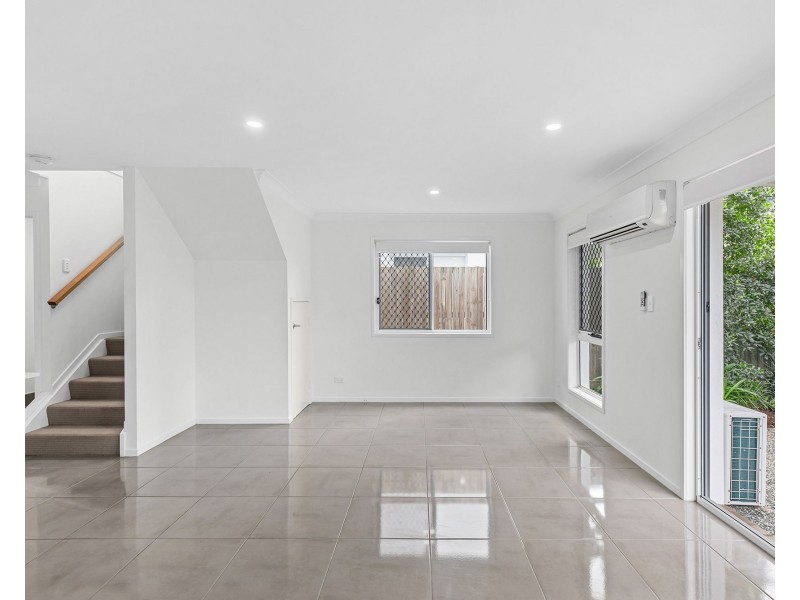 17/2 McKenzie Road, Mango Hill QLD 4509