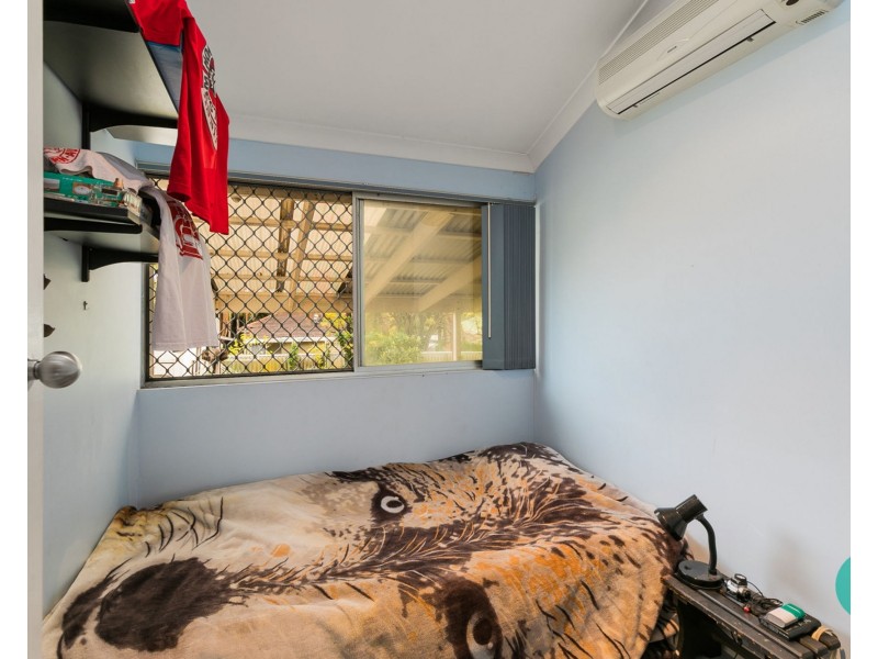 8 Munday Way, Medina WA 6167