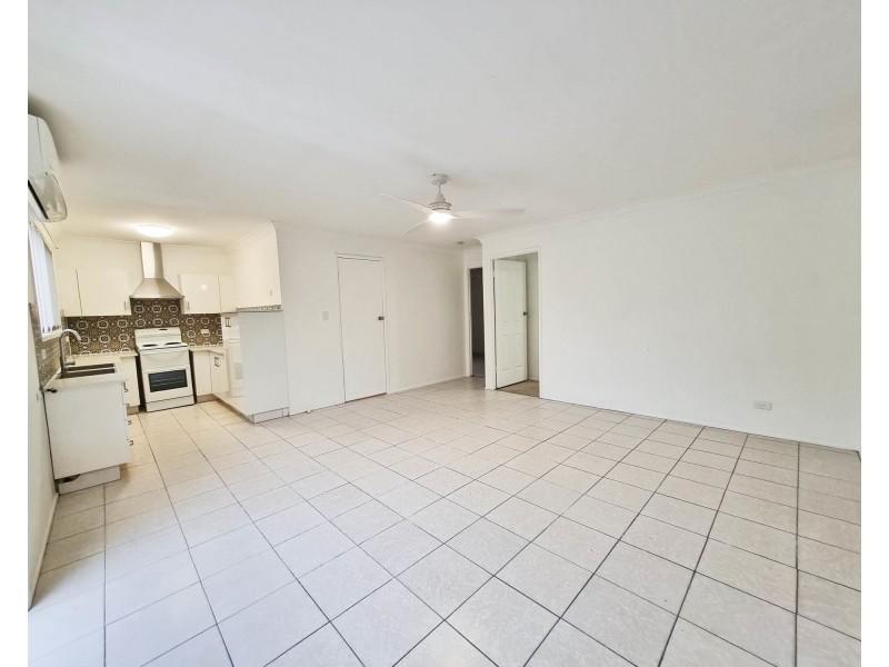 2/41 Fisher Avenue, Southport QLD 4215