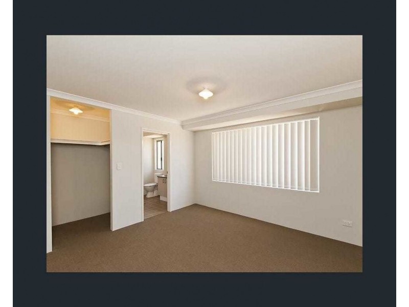 216 Lambeth circle, Wellard WA 6170