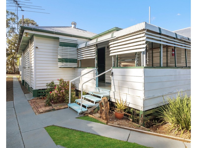 14 Glenalva Terrace, Alderley QLD 4051