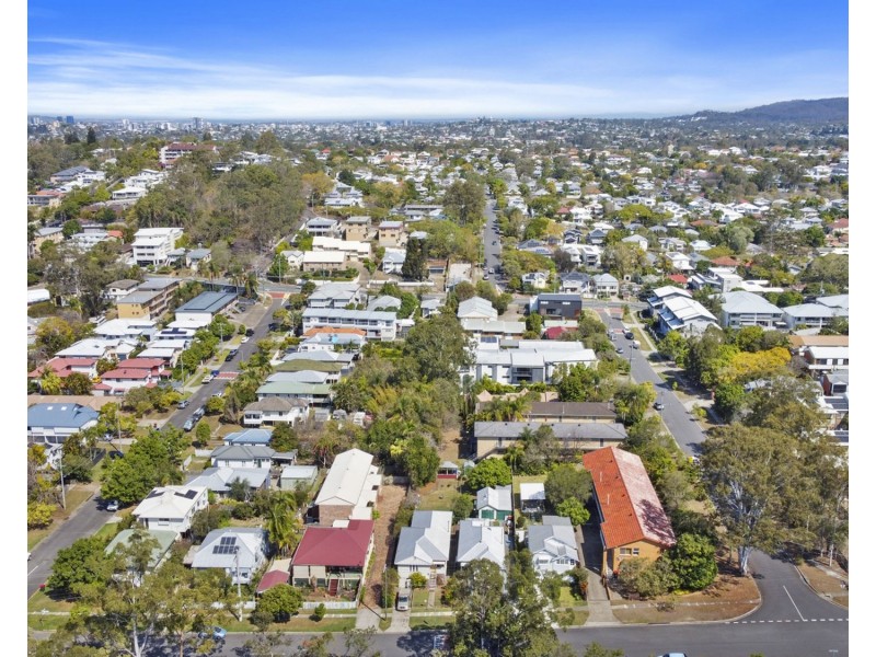 14 Glenalva Terrace, Alderley QLD 4051