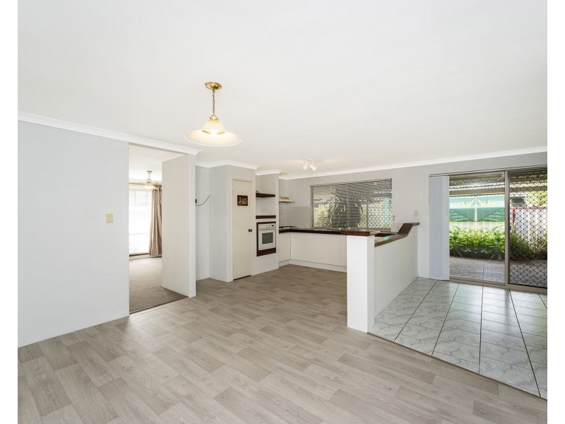 94 Mississippi Drive, Greenfields WA 6210