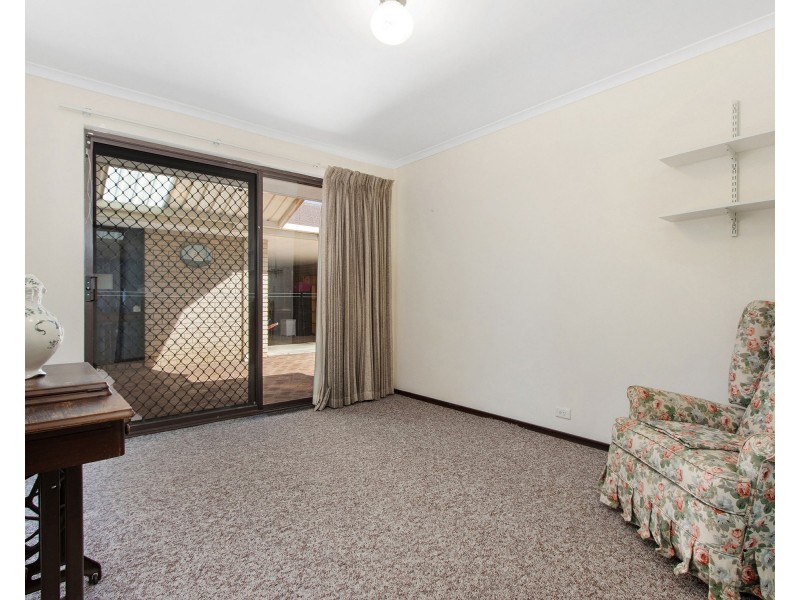 4 Fletcher Way, Mandurah WA 6210