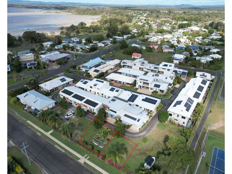 L18 and19, 20 Gympie Road, Tin Can Bay QLD 4580