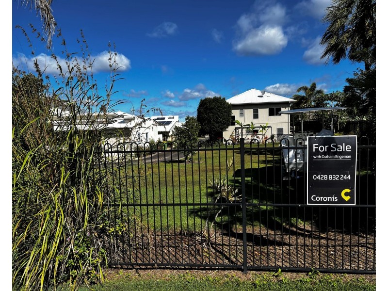 L18 and19, 20 Gympie Road, Tin Can Bay QLD 4580