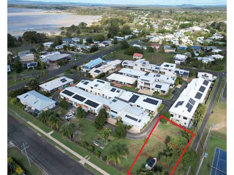 L15, 16 and 17, 20 Gympie Road, Tin Can Bay QLD 4580