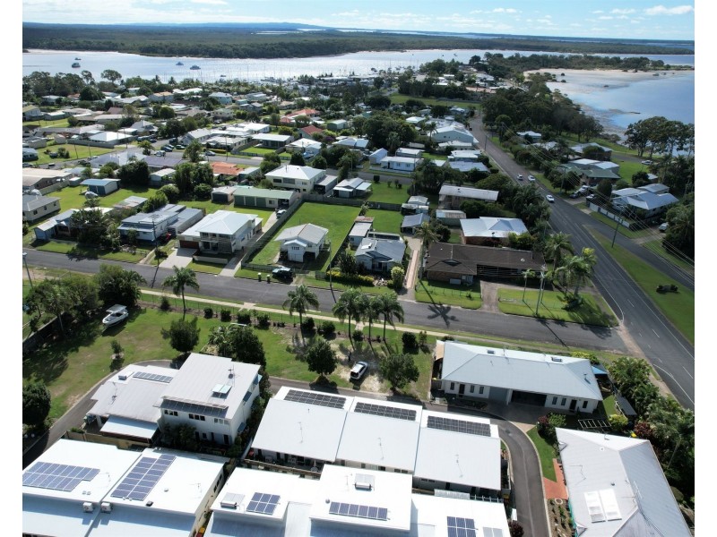 L15, 16 and 17, 20 Gympie Road, Tin Can Bay QLD 4580