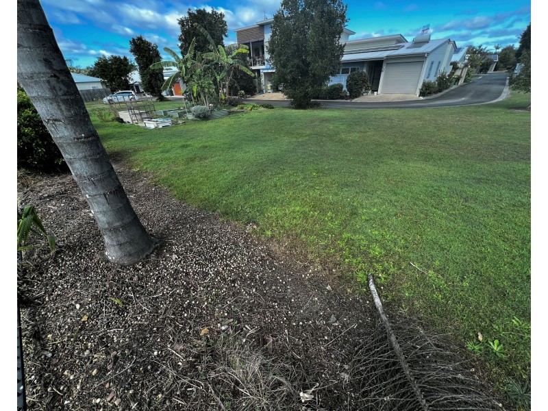 L15, 16 and 17, 20 Gympie Road, Tin Can Bay QLD 4580