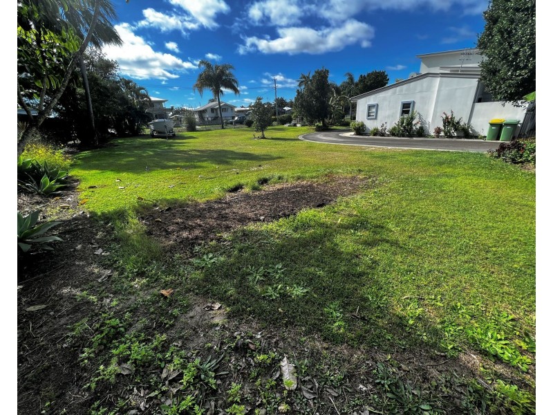 L15, 16 and 17, 20 Gympie Road, Tin Can Bay QLD 4580