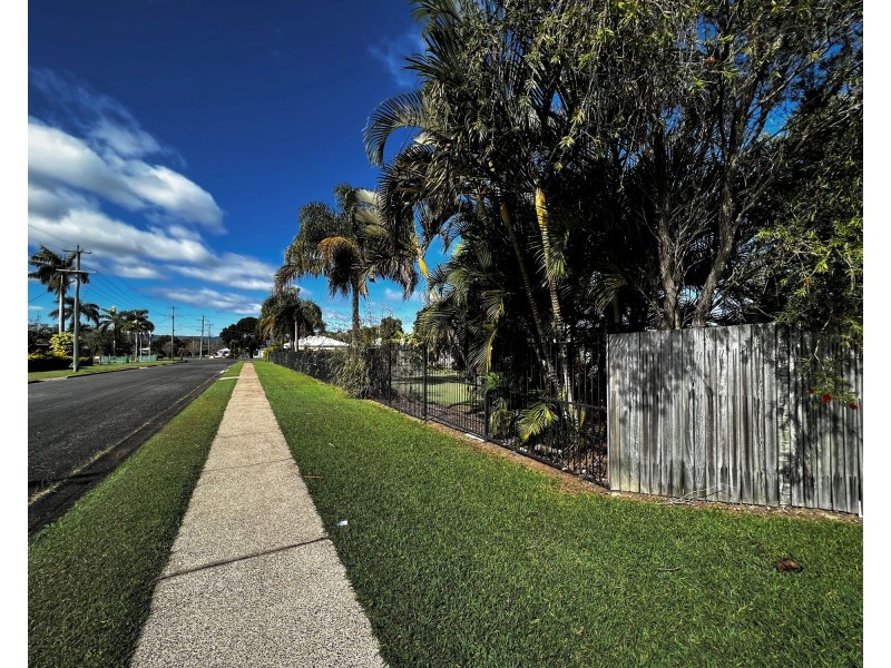 L15, 16 and 17, 20 Gympie Road, Tin Can Bay QLD 4580