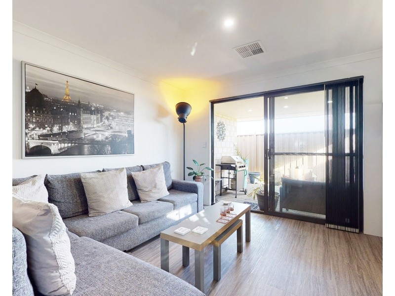 11 Oliveri Street, Sinagra WA 6065