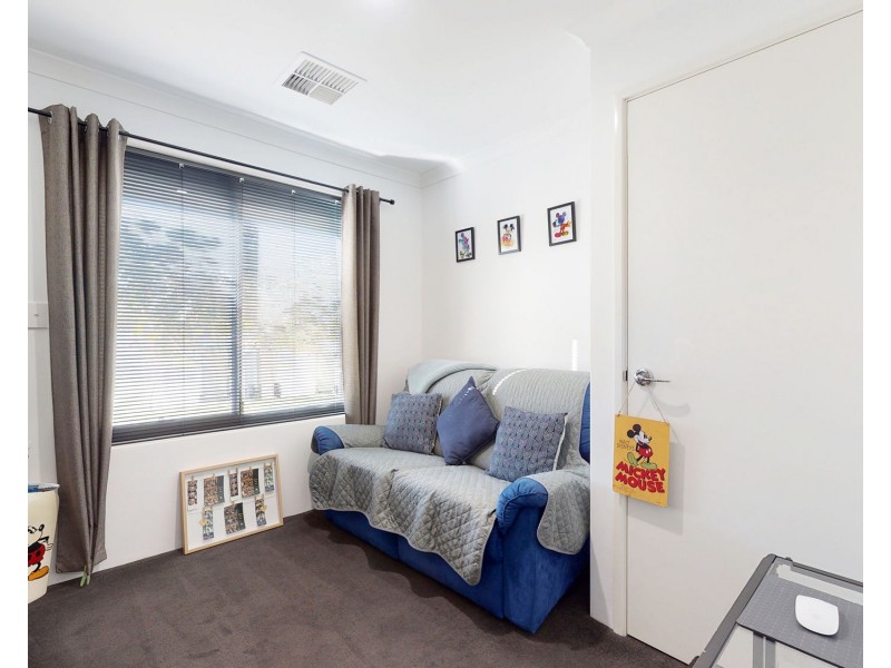 11 Oliveri Street, Sinagra WA 6065