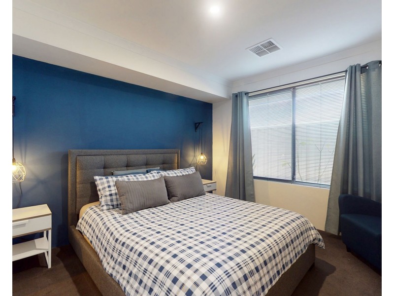 11 Oliveri Street, Sinagra WA 6065