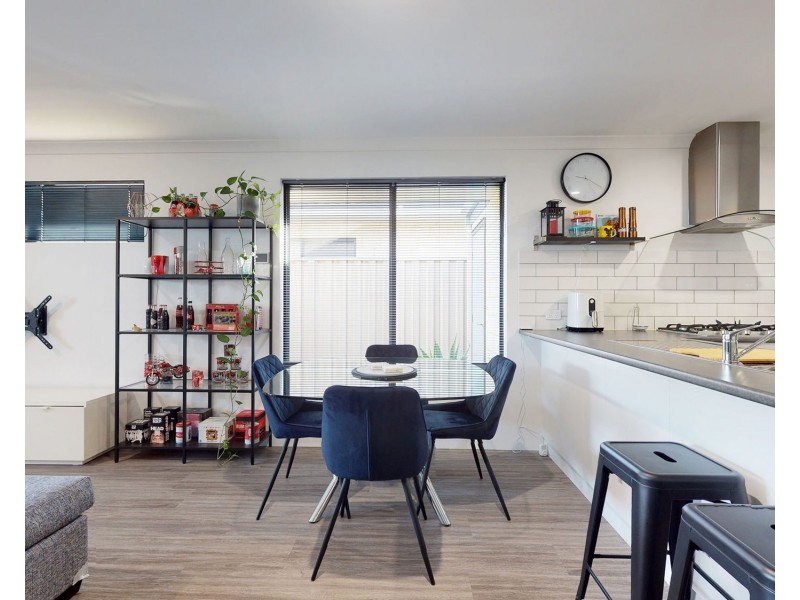 11 Oliveri Street, Sinagra WA 6065