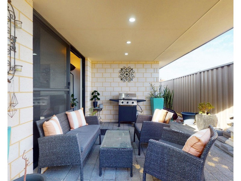 11 Oliveri Street, Sinagra WA 6065