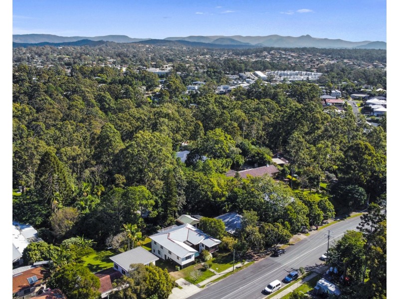 8 Buckland Road, Everton Hills QLD 4053