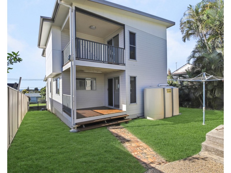 6 Capel Street, Brighton QLD 4017