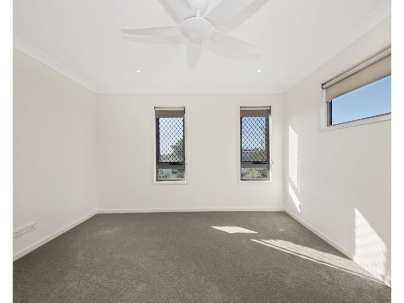 6 Capel Street, Brighton QLD 4017