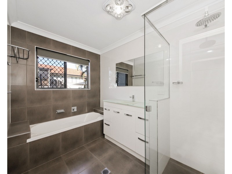 6 Capel Street, Brighton QLD 4017