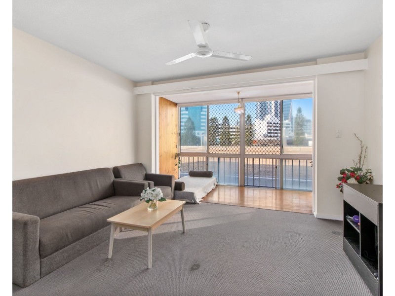 4/59a Peninsular Drive, Surfers Paradise QLD 4217