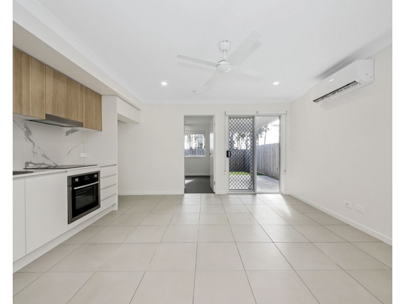 2/62 Pierro Place, Logan Reserve QLD 4133
