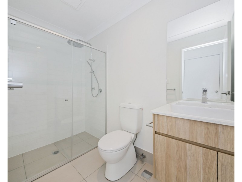 2/62 Pierro Place, Logan Reserve QLD 4133