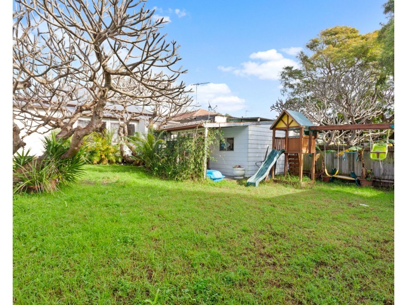 10 Park Road, Carlton NSW 2218