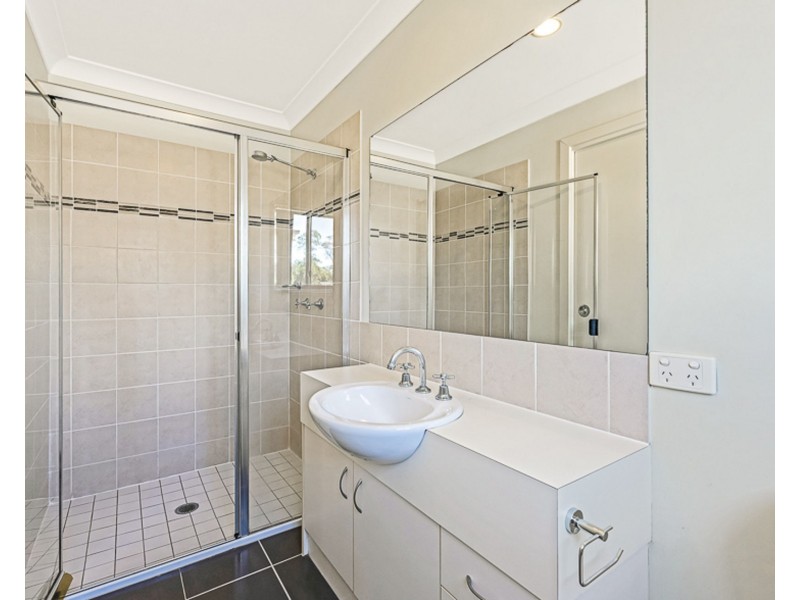 4/11 Pearl Street, Coomera QLD 4209