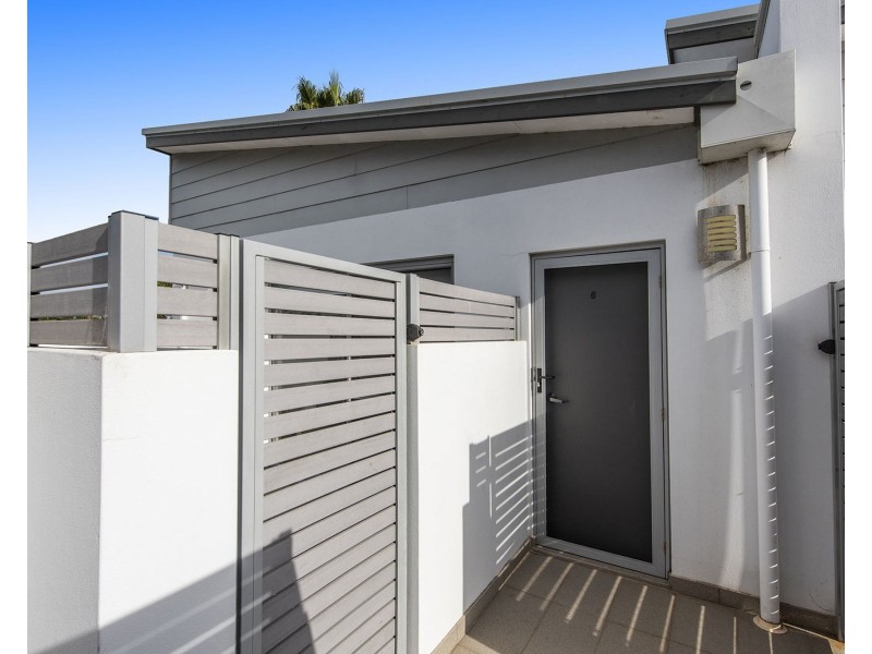 6/285 Knutsford Avenue, Kewdale WA 6105