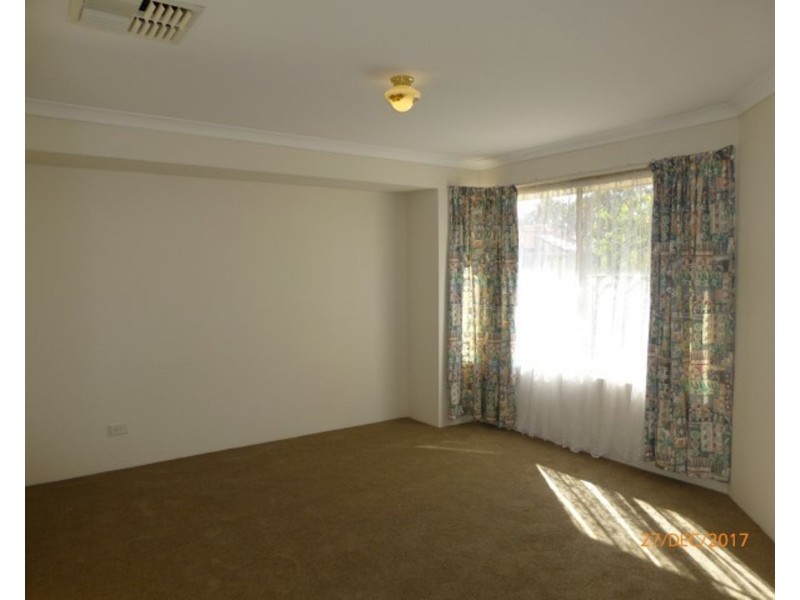 15 Jubaea Court, Canning Vale WA 6155