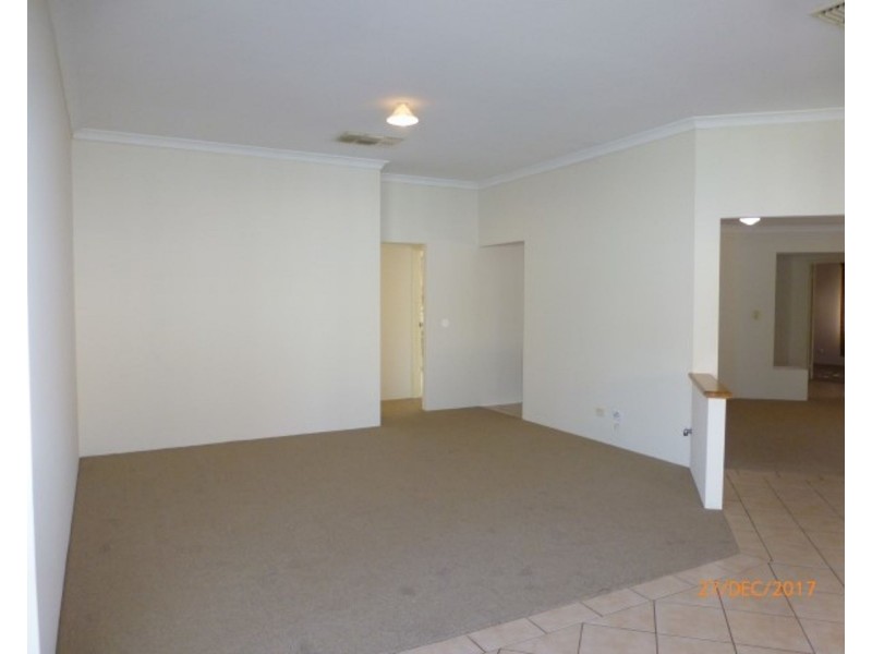 15 Jubaea Court, Canning Vale WA 6155